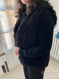 Gilet nero da donna in pellicia ecologica