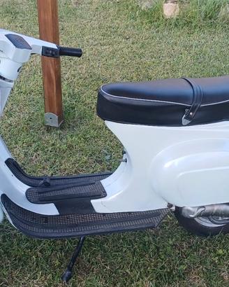 Vespa 50 R trasformata Special -Motore rifatto
