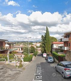 Fonte nuova spazioso loft arredato