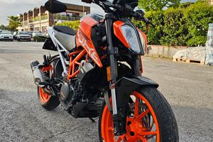 Ktm Duke 390