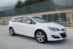 Opel Astra Sport Tourer 1.7 CDTI - 110 CV - 81 KW.
