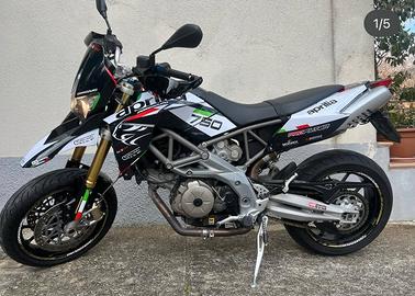 Aprilia Dorsoduro 750