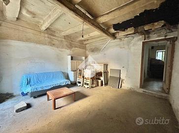 CASA INDIPENDENTE A CERVINARA