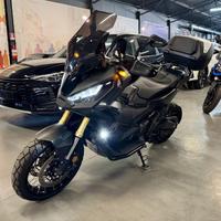 HONDA X-ADV 750 Triple Black