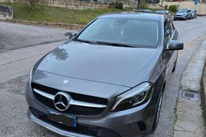 • Mercedes Classe A 200d Sport Next Automatica – D