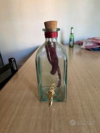 Bottiglia con ribinetto