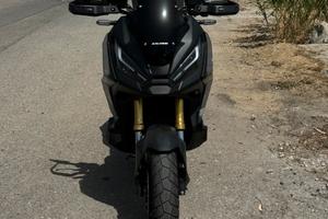 Xadv 750 anno 2023 4.500 km
