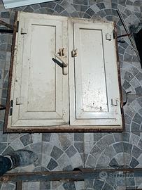 finestre a due ante