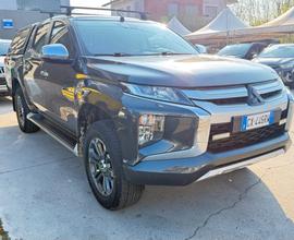 Mitsubishi L200 2.3 D Club Cab 4x4 Super Select In