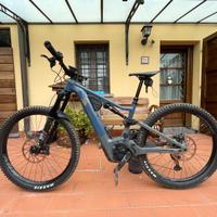 E-Bike Focus Jam 2 7. 9  Bosch Cx performance