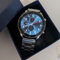 smartwatch in acciaio, chiama e risponde 