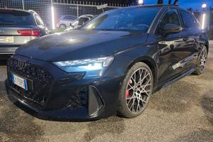 Audi A3 RS 3 SPB TFSI quattro Carbonio performance