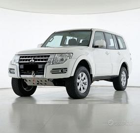 Mitsubishi Pajero 3.2 DI-D 16V aut. 5p. Inten...