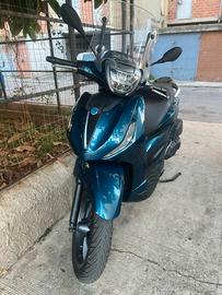 Beverly 400 completo dí allarme è bauletto