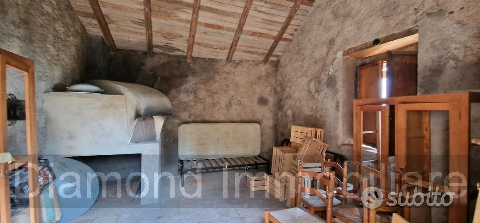 Rustico con terreno a Portosalvo di Mascali - Vista 2