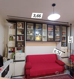 Libreria e vetrina a ponte