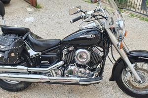 Yamaha XVS 650 Drag Star