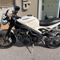 Ricambi speed triple 1050 05/07