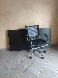 Scrivania e sedia ufficio casa