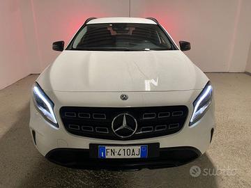 MERCEDES-BENZ GLA 220 Automatic 4Matic Sport