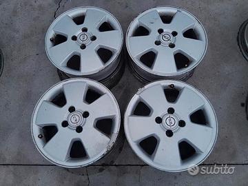 Cerchi In Lega Da 15" Per Opel Corsa C 2005