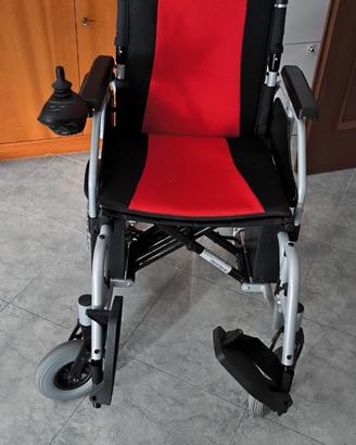 Sedia a rotelle elettrica
