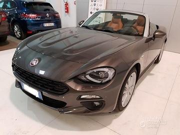 Fiat 124 Spider lusso