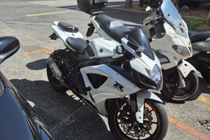 Suzuki gsx r k7 750 EXCLUSIVE