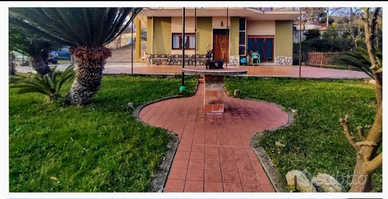Appartamento Piazzola e Giardino, + per Terreni