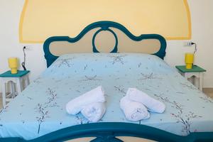 Casa agua azul -Iglesias