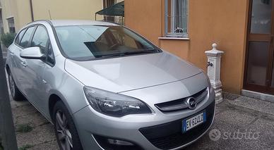 Opel Astra SW1.7 CDTI 110 cv modello SPORT TOURER