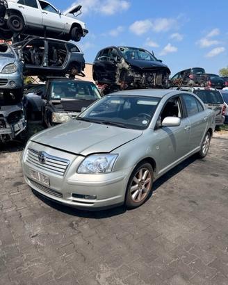 Ricambi Toyota Avensis 1.8 16V VVT-i 4P Anno 2005 