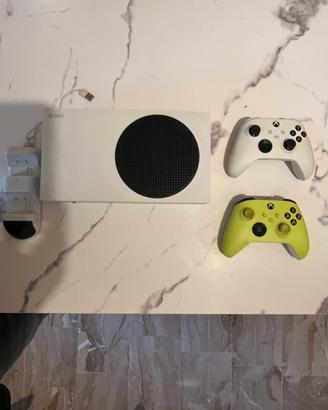 XBOX S SERIES-512 Gb-COME NUOVA