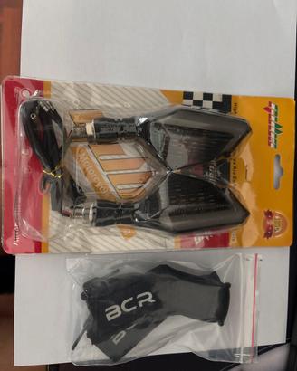 Coppia frecce a LED universali per moto