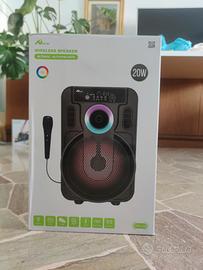Portable speaker con microfono 