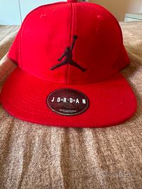 Cappello Jordan Rosso Snapback Logo Nero Originale