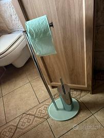 Porta rotolo e scopitno in acciaio e vetro