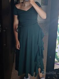Abito verde elegante lungo maniche corte spacco