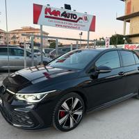 Volkswagen Golf 8 GTD 2.0 TDI 200cv DSG