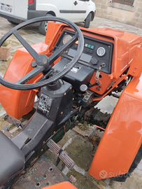 Trattore agricolo Gold 926s