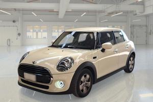 MINI COOPER BUSINESS XL 5 PORTE BERLINA