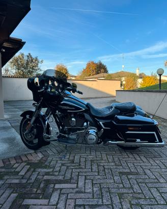 Harley Street glide 103