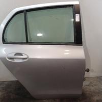PORTIERA POSTERIORE DESTRA TOYOTA Yaris Serie 6700