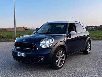 Mini countryman S automatico FULL OPTIONAL4x4