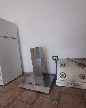 Frigo cappa piano cottura 