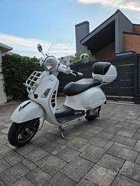 Vespa GTS 300 Super