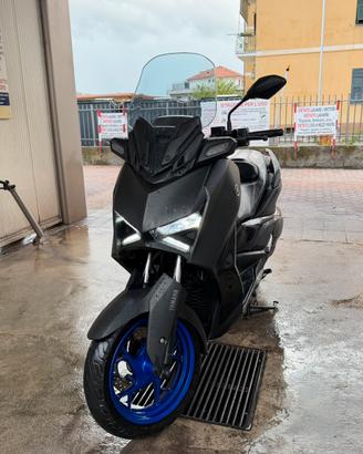 Yamaha Xmax 300