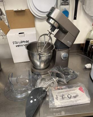 Planetaria Kenwood Chef XL Titanium + frullatore