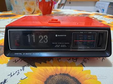 radiosveglia sanyo vintage