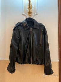 giacca di pelle bershka xs
